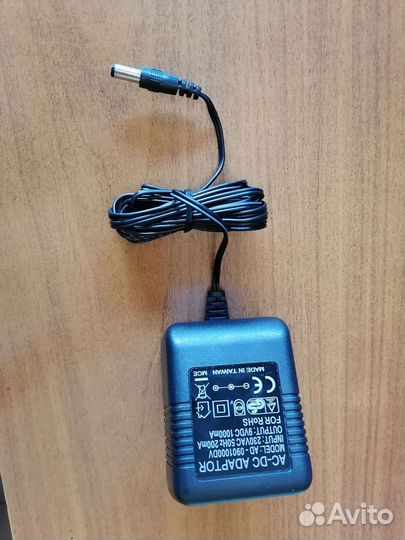 Блок питания 9V 1А