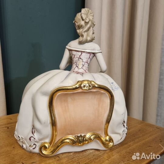 Статуэтка Италия