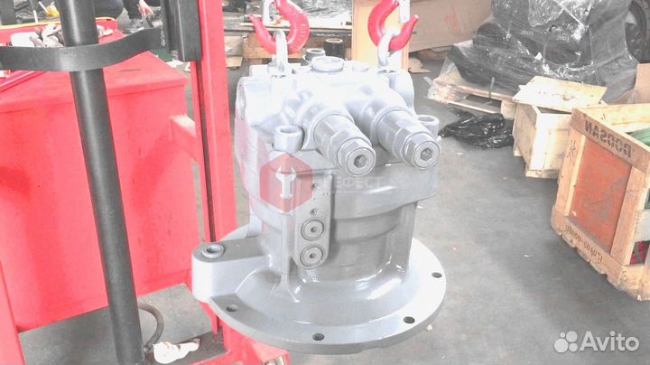 Гидромотор редуктора поворота R450LC-7 31N6-10210