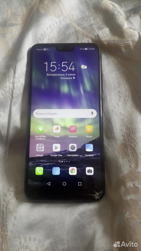 HONOR 10, 4/64 ГБ