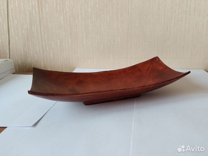 Деревянная прямоугольная чаша 