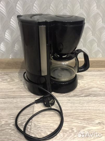 Кофеварка Vitek капельного типа новая