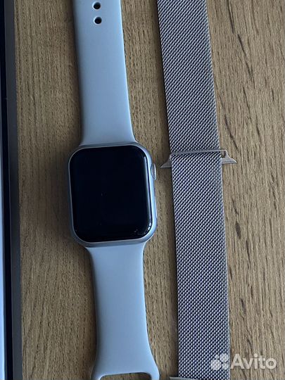 Apple watch 8