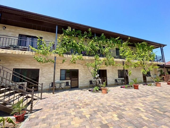 Комната 18 м² в 1-к., 1/2 эт.