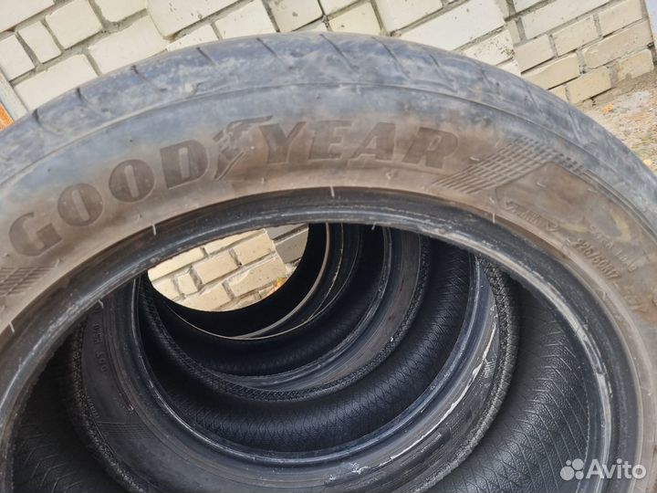 Goodyear Eagle F1 Asymmetric 5 225/50 R17 98Y
