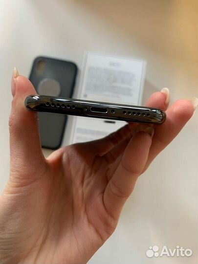 iPhone X, 256 ГБ