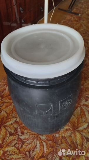 Бочка пластиковая бу 60 л