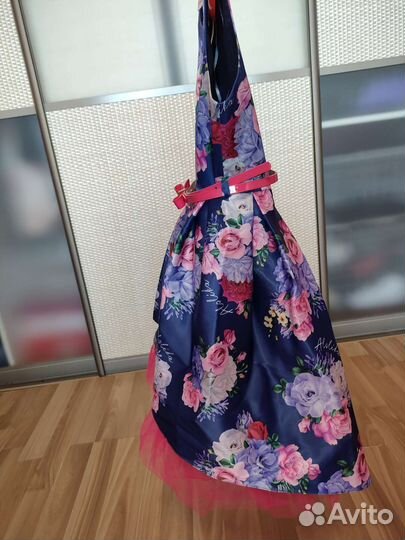 Нарядное платье для девочки