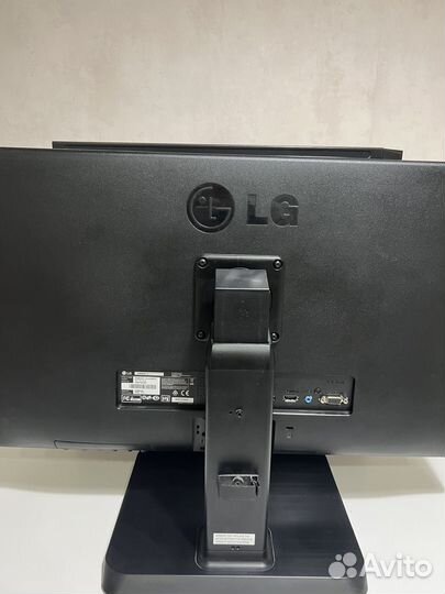 Монитор LG 24 дюйма