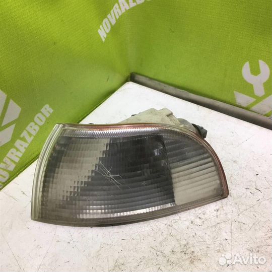 Указатель поворота левый белый Фиат Пунто 176