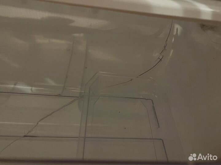 Холодильник двухкамерный Samsung SR-52 NXA