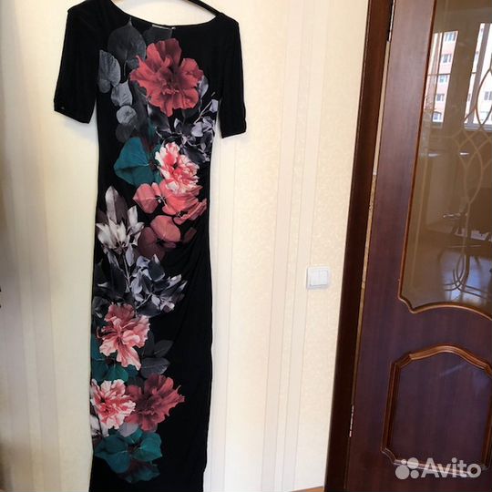 Платье вечернее