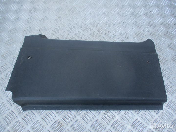 Накладка кабины нижняя (левая) Mercedes-Benz A9606