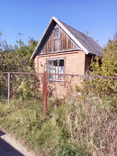Дача 20 м² на участке 4 сот.