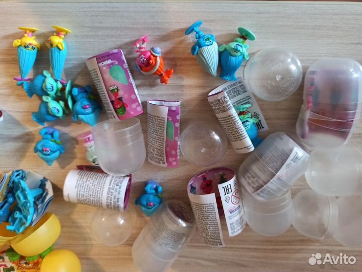 Киндер сюрприз игрушки с вкладышами