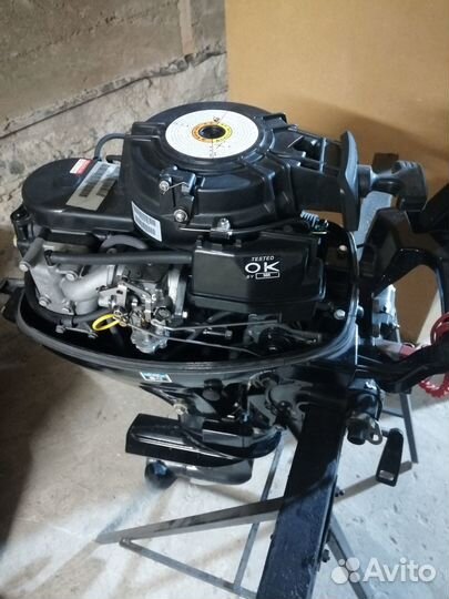 Продается лодочный мотор Mercury F8М