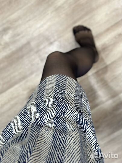 Нарядное платье со стразами