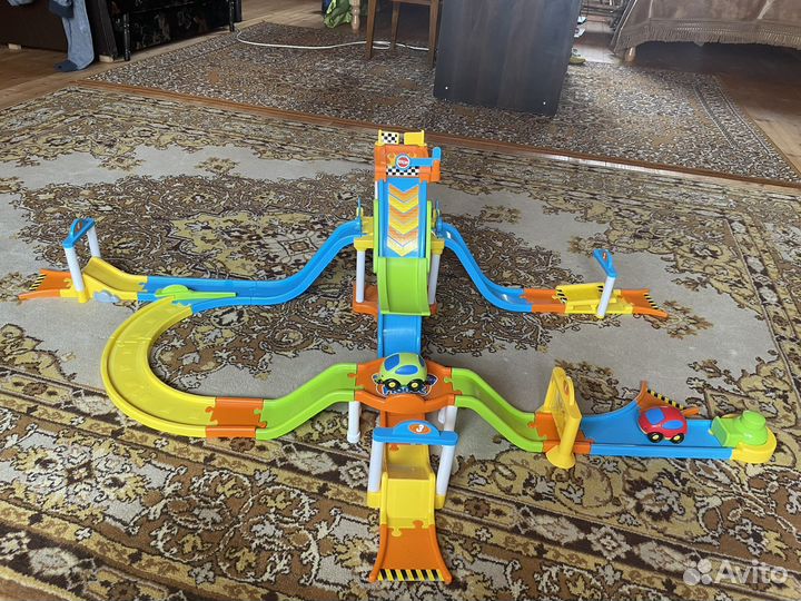 Большой трек smoby Vroom planet с 2 машинками