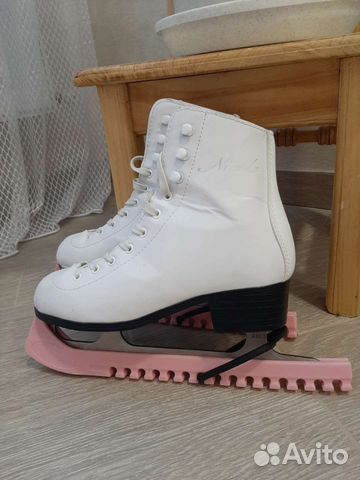 Коньки фигурные