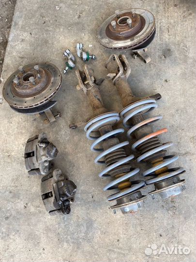 Передние стойки ваз 2110,2112