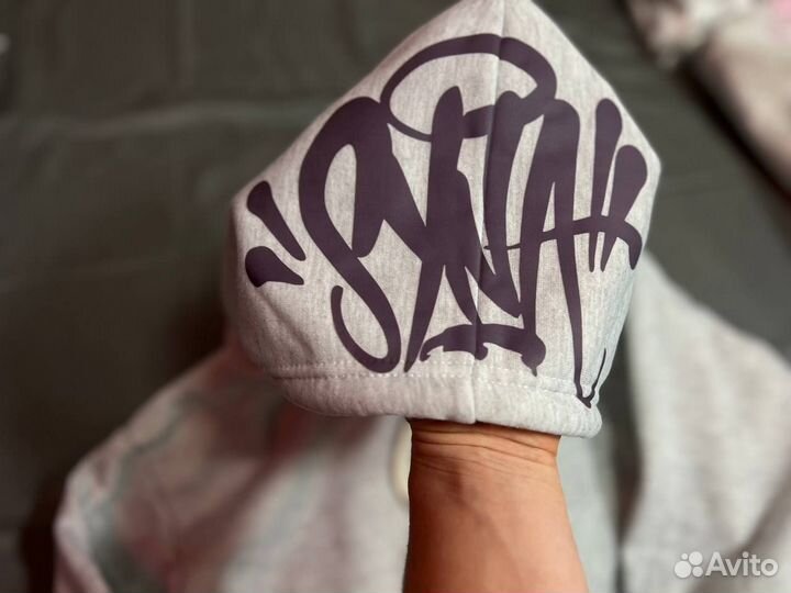 Худи Syna world & Central CEE