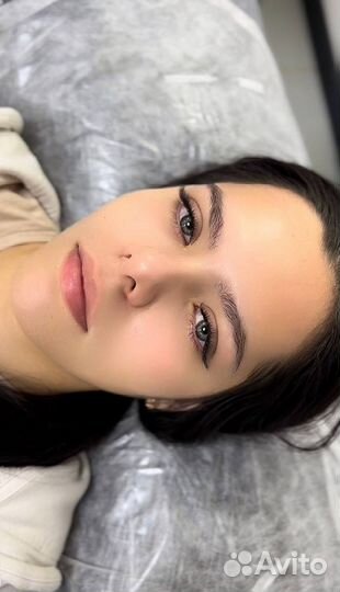 Наращивание ресниц модель