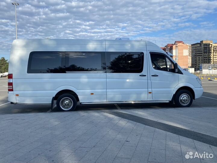 Туристический автобус Mercedes-Benz Sprinter, 2011