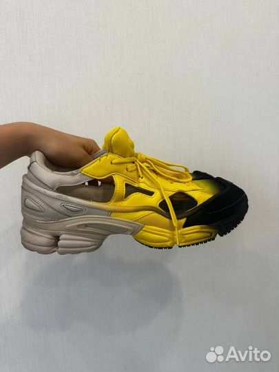 Adidas raf simons ozweego replicant yellow