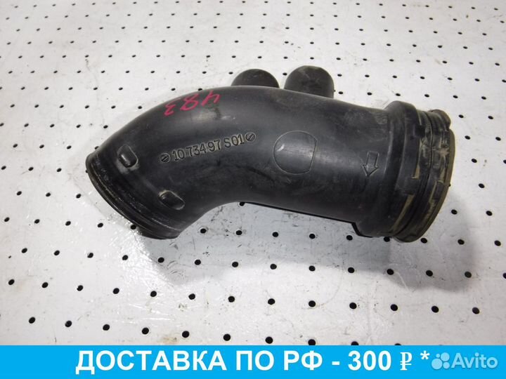 Патрубок воздушного фильтра Volvo S60 2