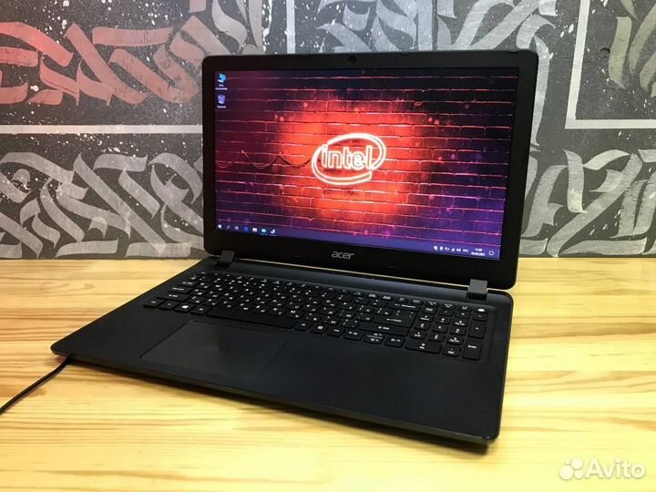 Прекрасный ноутбук Acer 8gb/Intel/SSD