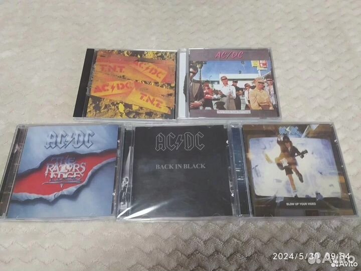 Deep Purple, Crimson, AC/DC, Kinks, crue на сд