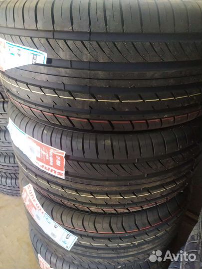Sunfull SF-888 245/40 R19