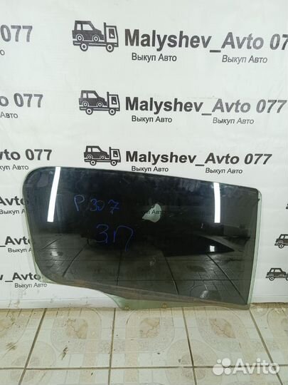 Стекло боковое заднее правое Peugeot 307