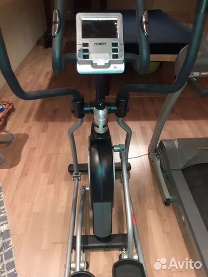 Спортивный тренажер