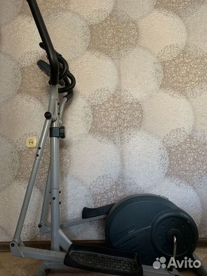 Эллиптический тренажер torneo