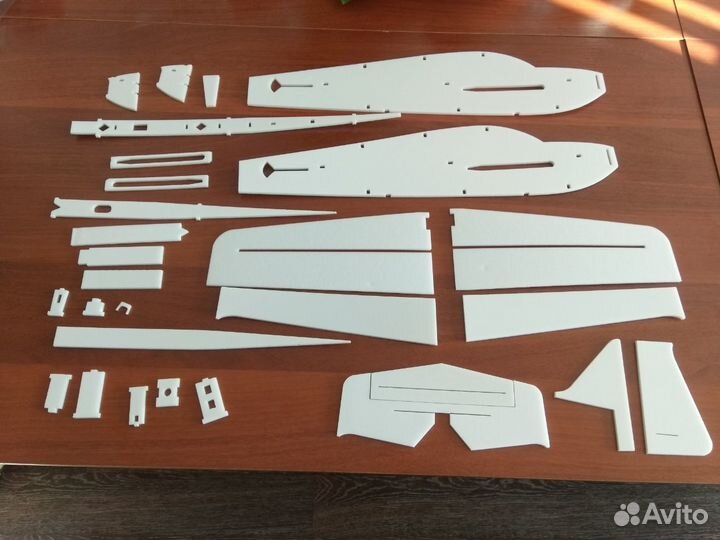 Конструктор авиа-модели на радиоуправлении