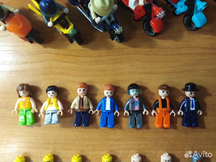 Лего и Sluban мотоциклы и человеки
