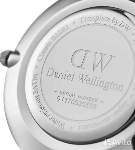 Часы женские Daniel Wellington DW00100177