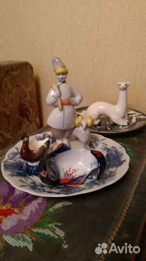 Фарфоровые статуэтки