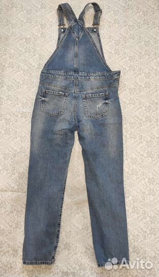 Джинсовый комбинезон для девочки