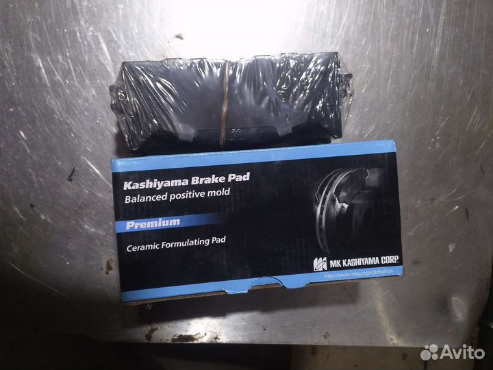 Тормозные колодки Toyota camry 40