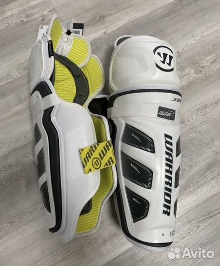 Хоккейные щитки Warrior dynasty ax1