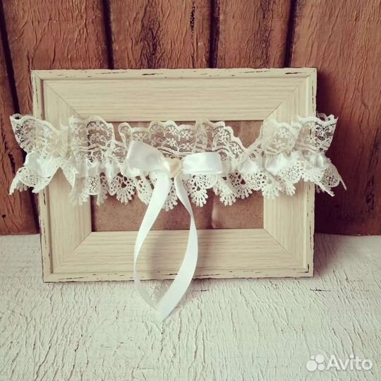 Свадебная подвязка