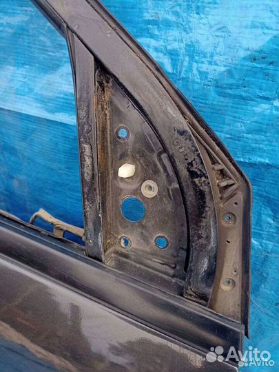 Передняя правая дверь Mitsubishi lancer 9