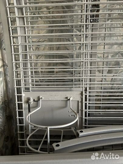 Клетка для попугаев фирменная от Montana