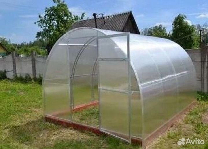 Теплица с чехлом