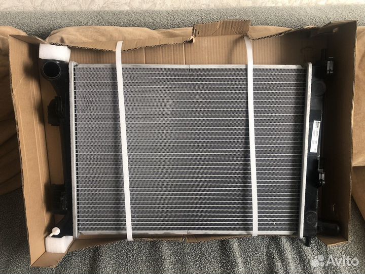 Радиатор Hyundai Solaris