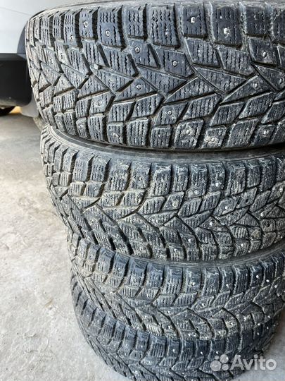 Dunlop SP Winter Ice 02 195/65 R15