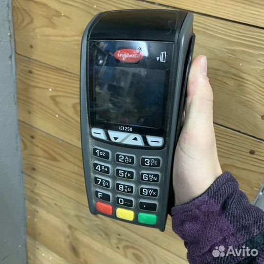 POS-терминалы Ingenico ICT-220