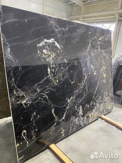 Слебы из мрамора гранита и оникса